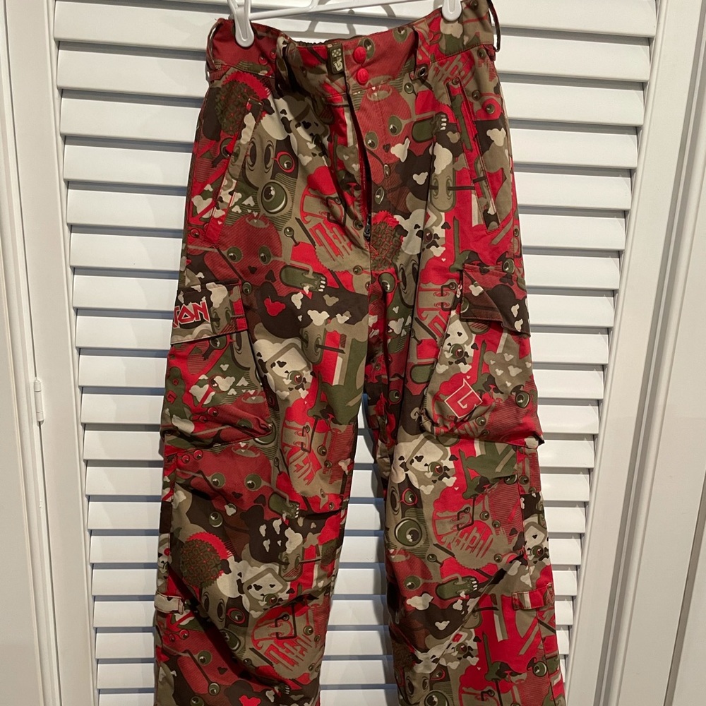 Burton Ski/Snowboard Pants.  EUC.